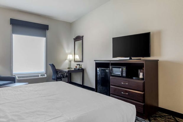 Images Best Western Plus McKinney Inn & Suites