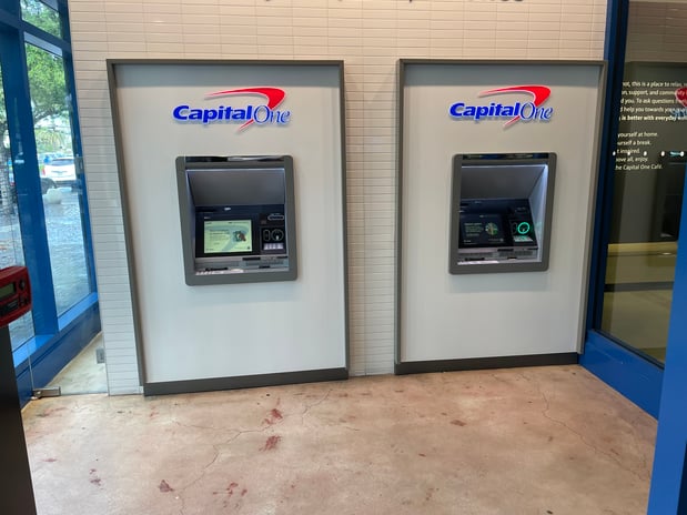 Images Capital One Café