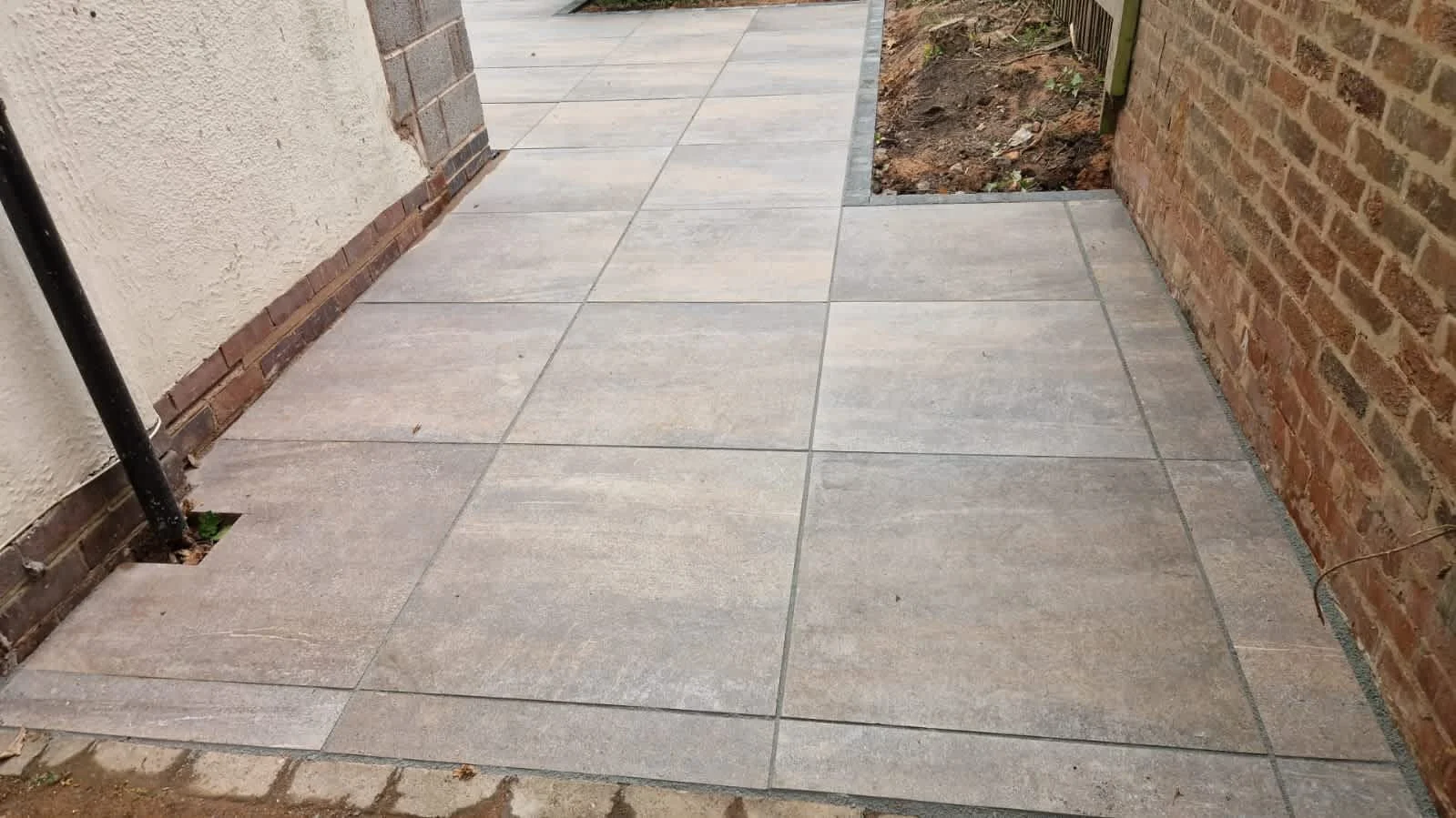 Images Dickens Heath Paving