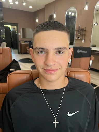 His Palace Men’s Grooming Image