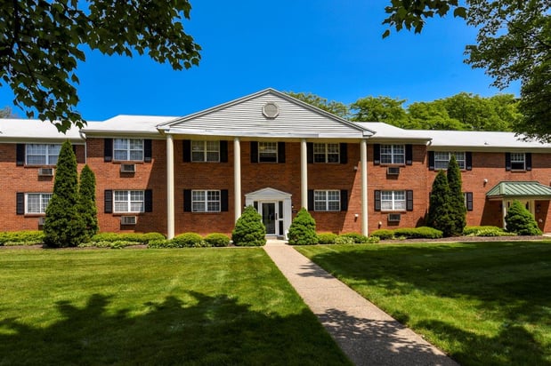 Images Valley Park Apartment Homes
