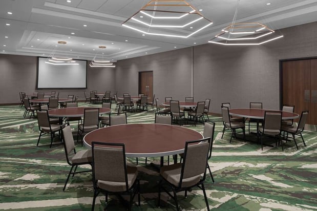 Images Embassy Suites by Hilton Madison Downtown