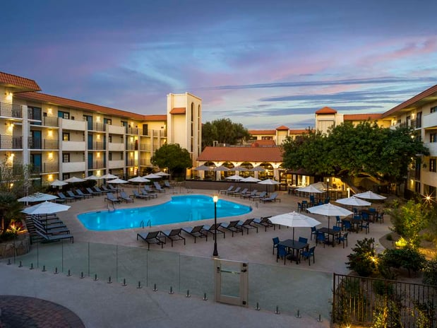 Images Embassy Suites by Hilton Scottsdale Resort