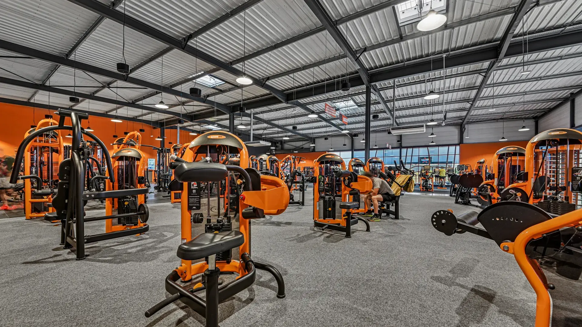 Images Basic-Fit 24/7