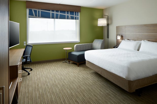 Images Holiday Inn Express & Suites Cincinnati North - Liberty Way by IHG