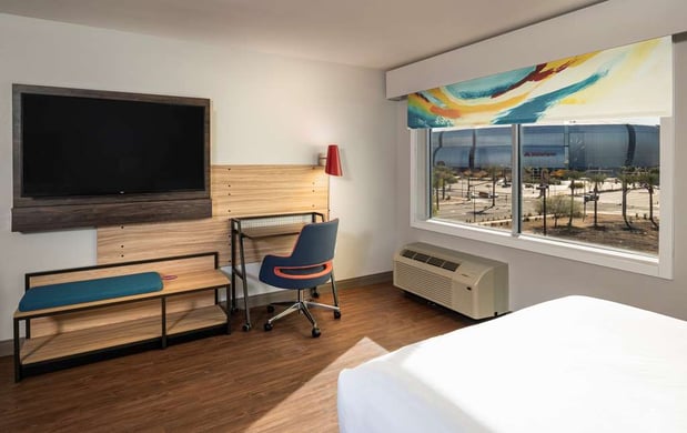 Images Tru by Hilton Phoenix Glendale Westgate