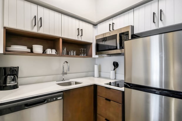 Images Staybridge Suites Toledo - Maumee by IHG