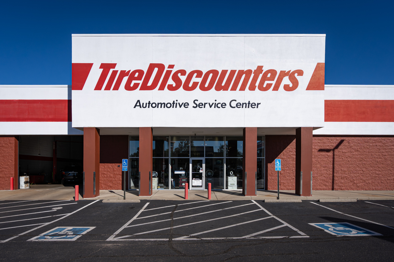 Tire Discounters TD Performance | Tires, Wheels, Services, Fluids, & more