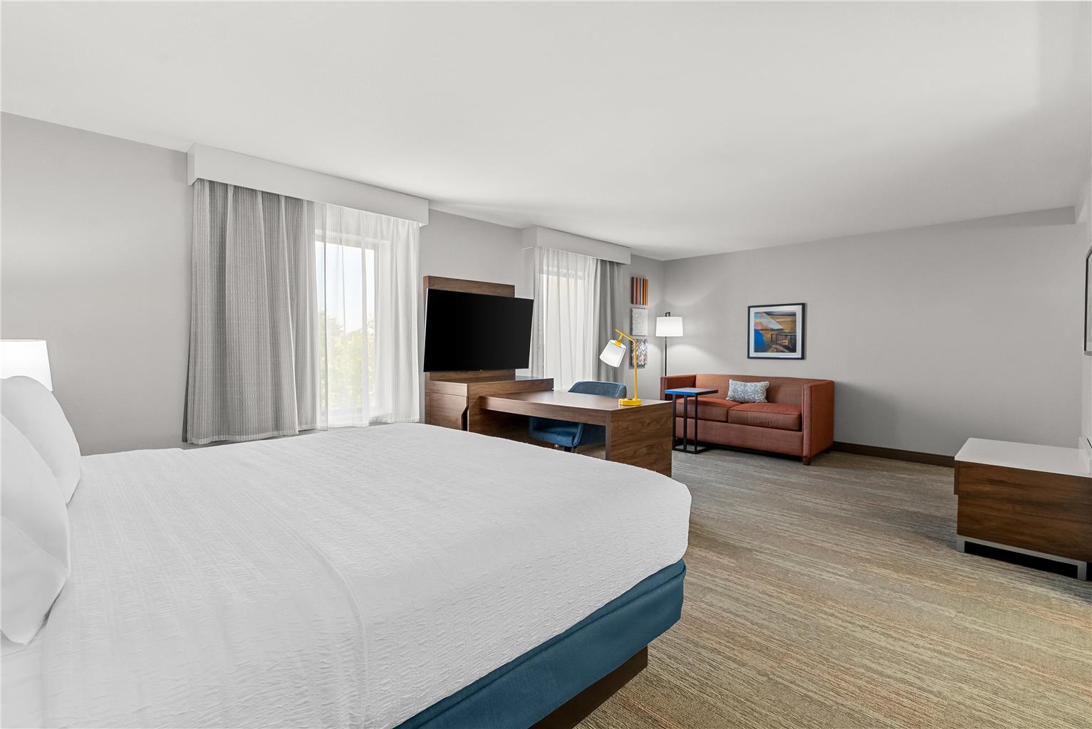 Guest room