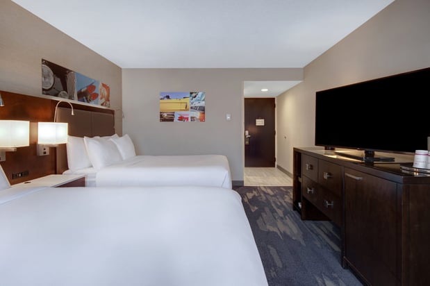 Images Crowne Plaza Auburn Hills by IHG