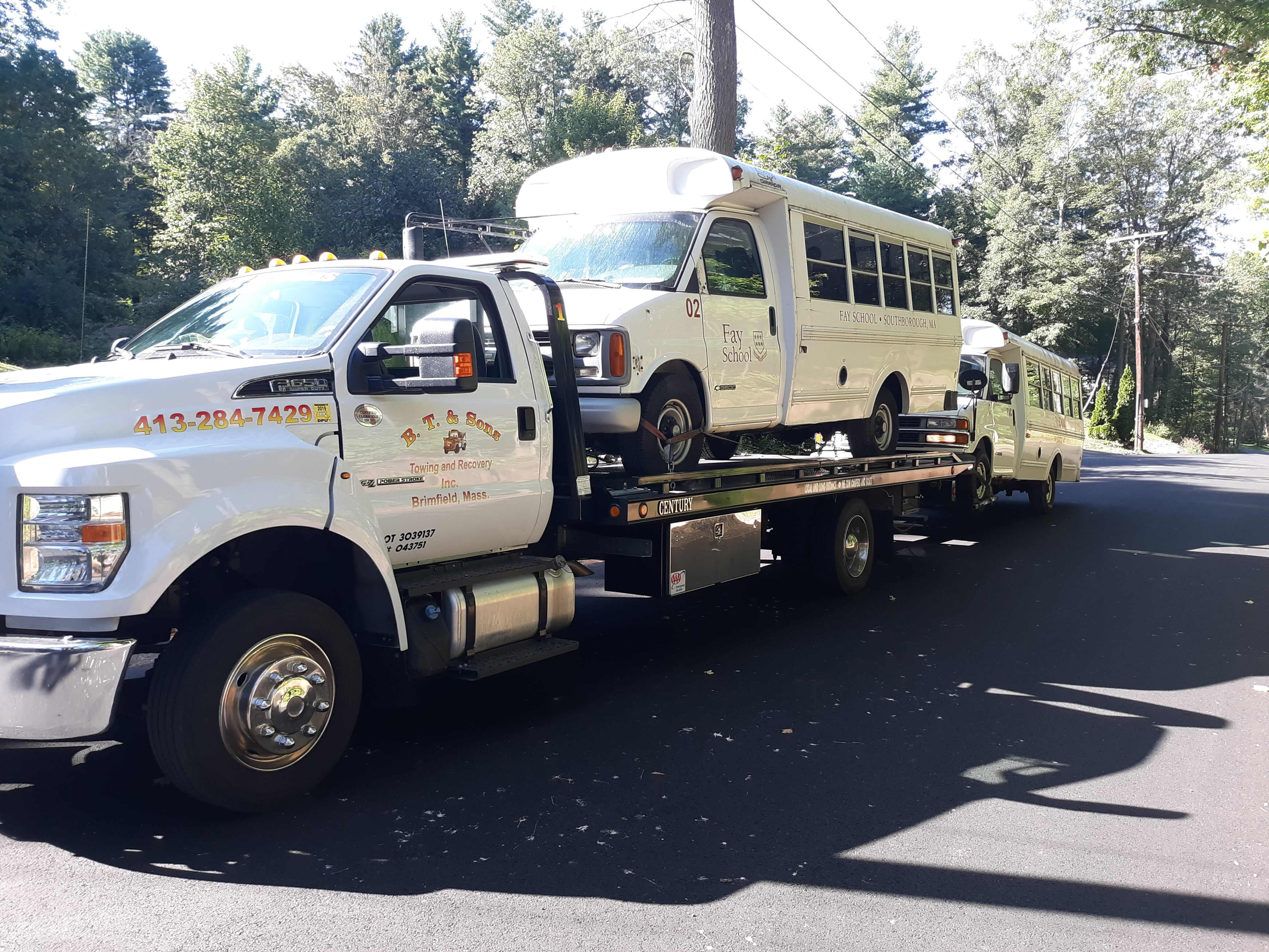 Contact us for Towing Services!