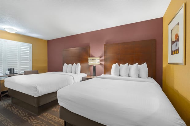 Images Best Western Plus Stovall's Inn