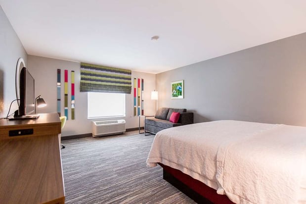 Images Hampton Inn Bismarck North