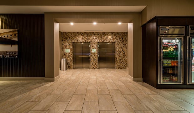 Images Holiday Inn Austin Airport by IHG