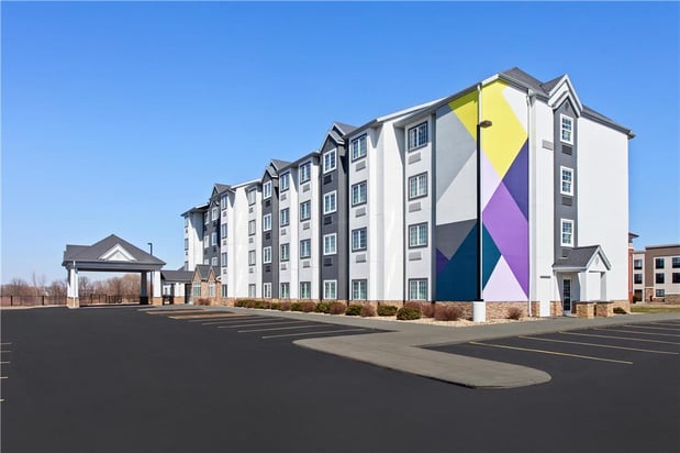 Images Spark by Hilton Rochester South