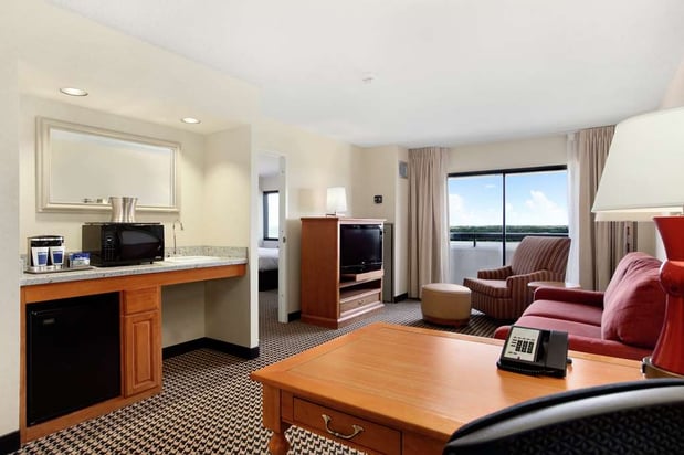 Images Hilton Chicago/Oak Brook Suites