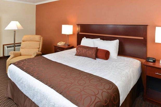 Images Best Western Plus Landmark Inn