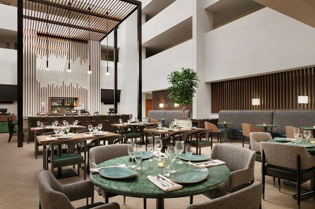 Images Embassy Suites by Hilton Philadelphia Valley Forge