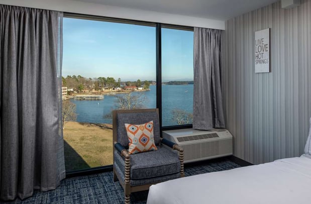 Images DoubleTree by Hilton Hot Springs