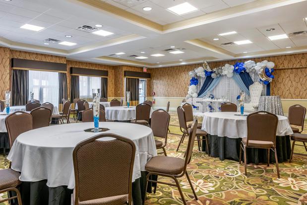 Images Holiday Inn Resort Orlando Lake Buena Vista by IHG