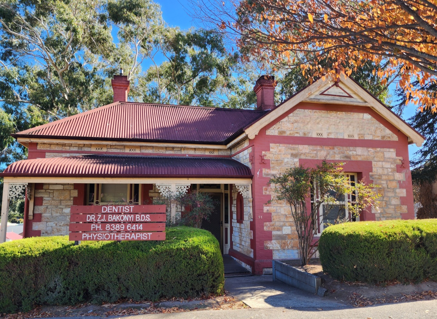 Images Lobethal Dental Centre