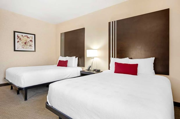 Images Best Western Plus Howe Inn