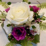 Hochzeit lila weißes gedeck  - Blütenkorb München