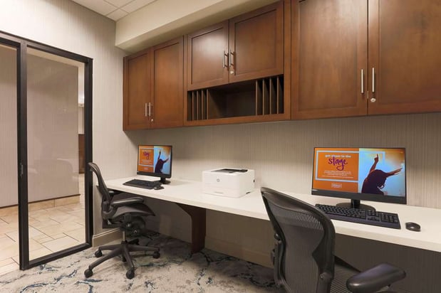 Images Hilton Garden Inn Raleigh-Durham/Research Triangle Park
