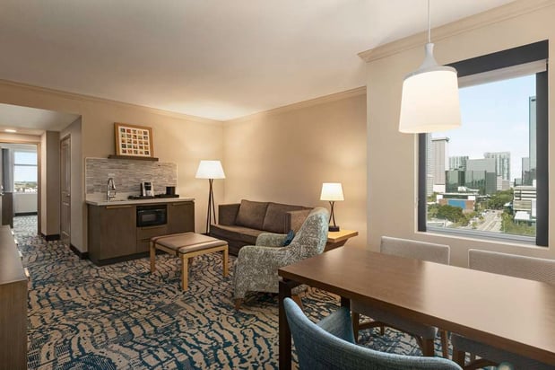 Images Embassy Suites by Hilton Tampa Downtown Convention Center