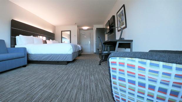 Images Holiday Inn Express & Suites Hood River, an IHG Hotel