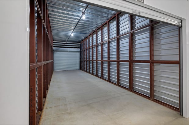 Images Storage Hub