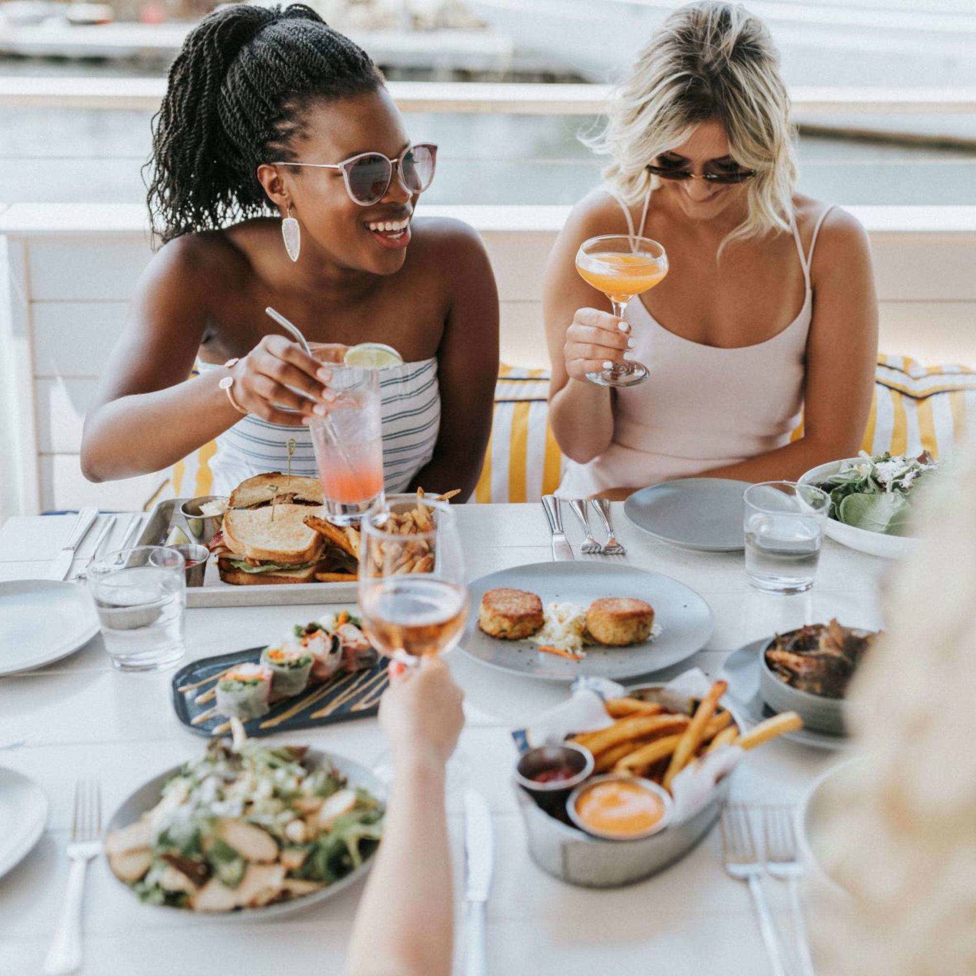 The Boathouse Waterfront Hotel Logo