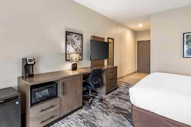 Images Best Western Plus Bourbonnais Hotel & Suites