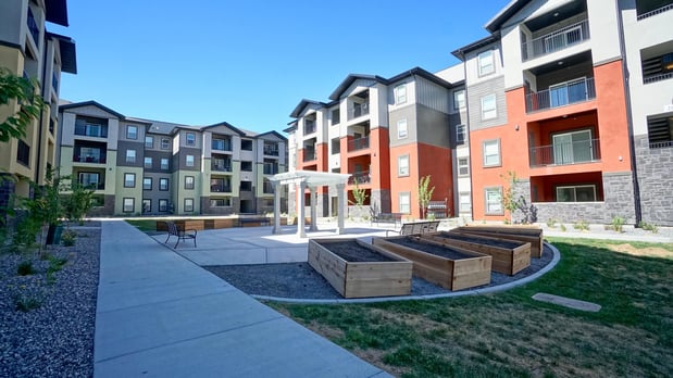 Images Oquirrh Hills Apartments