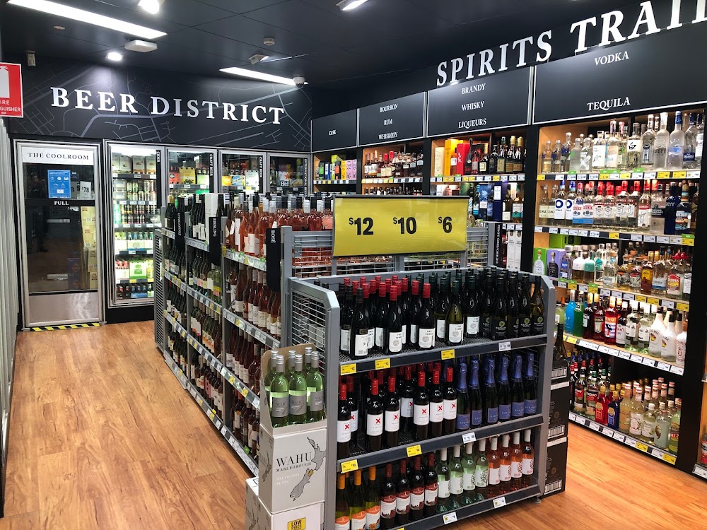 Images Liquorland Kensington Village