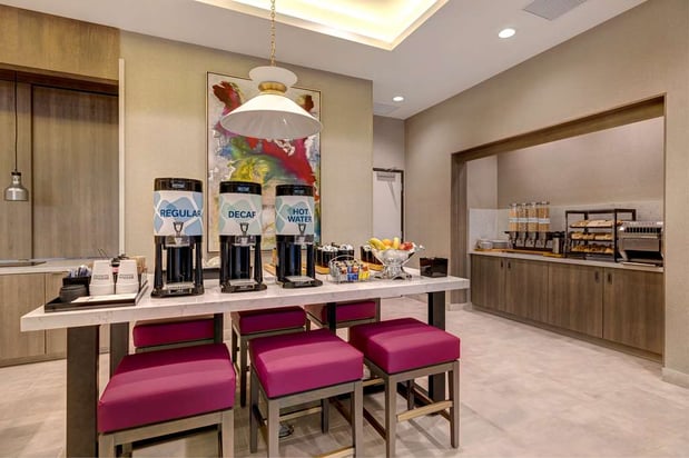 Images Hilton Garden Inn Temecula