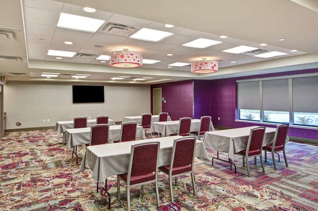 Images Home2 Suites by Hilton KCI Airport