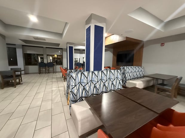 Images Holiday Inn Express & Suites Loveland by IHG