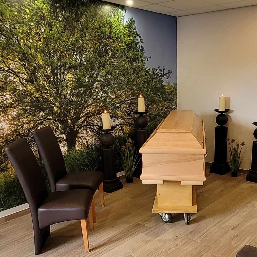 Bestattungshaus Edwin Otten, Bahnhofstraße 62 in Wegberg