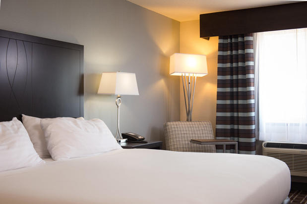 Images Holiday Inn Express Le Claire Riverfront-Davenport, an IHG Hotel