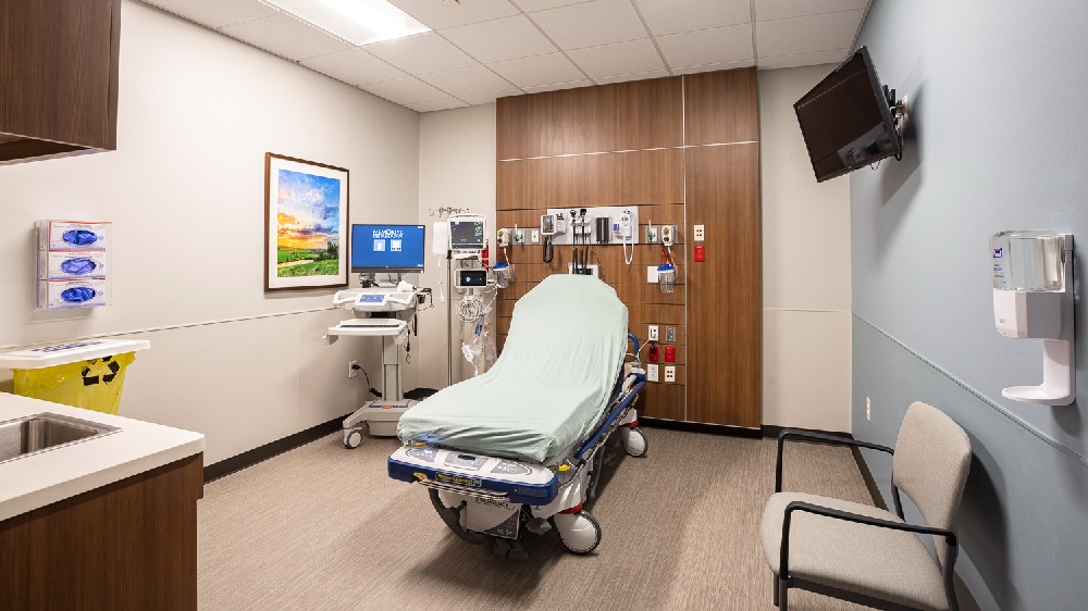 Exam Room at Memorial Hermann 24-Hour Emergency Room at Convenient Care Center in Alvin