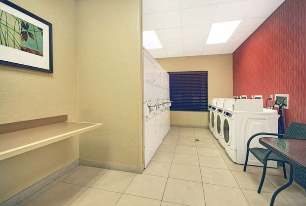 Images Homewood Suites by Hilton Denver International Airport