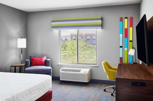 Images Hampton Inn & Suites Ridgecrest