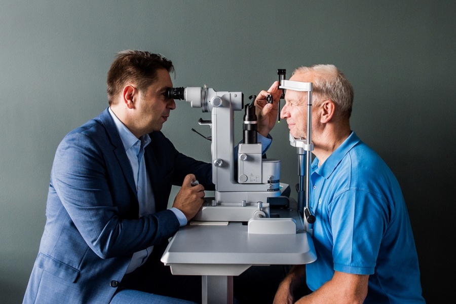 Dr. med. Hakan Kaymak, Theo-Champion-Str. 1 in Düsseldorf