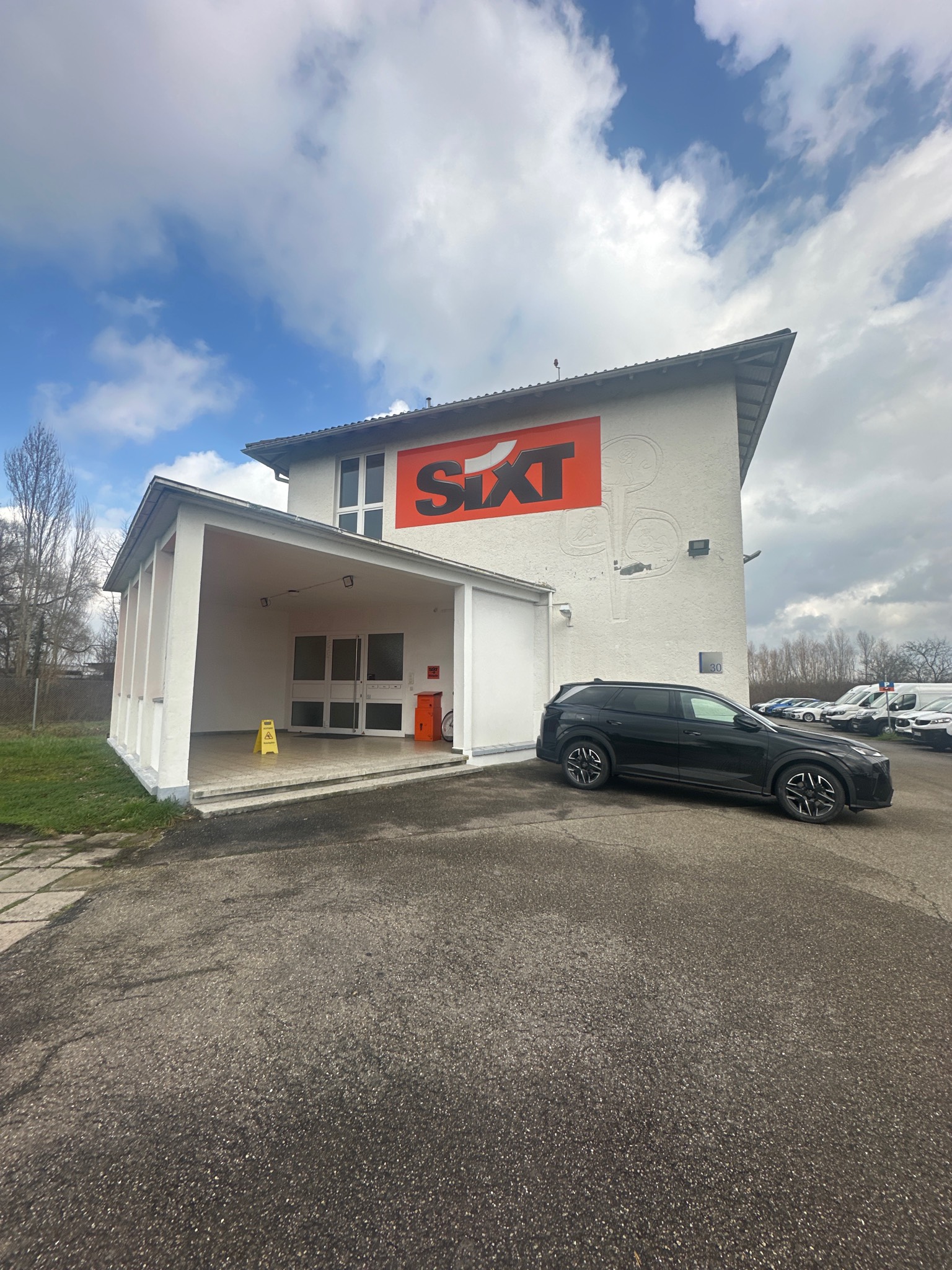 SIXT Autovermietung Lahr am Flughafen, Dr. Georg-Schaeffler-Str. 30 in Lahr