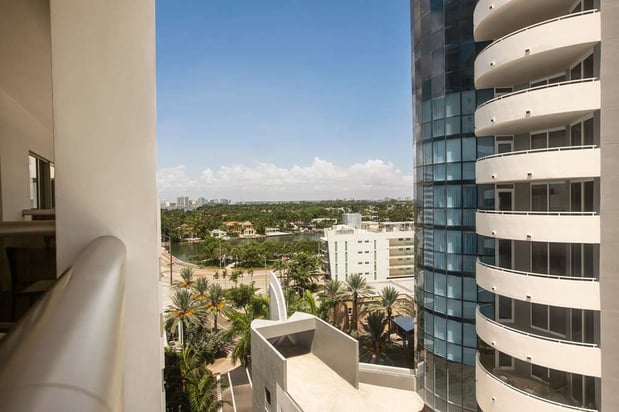 Images Hilton Cabana Miami Beach Resort