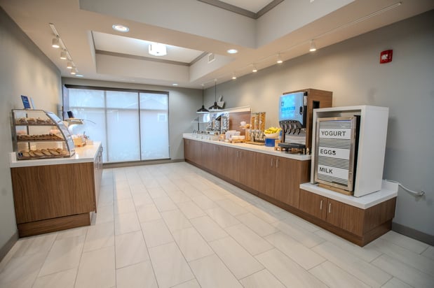 Images Holiday Inn Express & Suites Cleveland by IHG