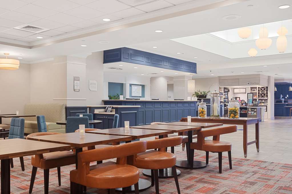 Hilton Garden Inn New Orleans French Quarter/CBD