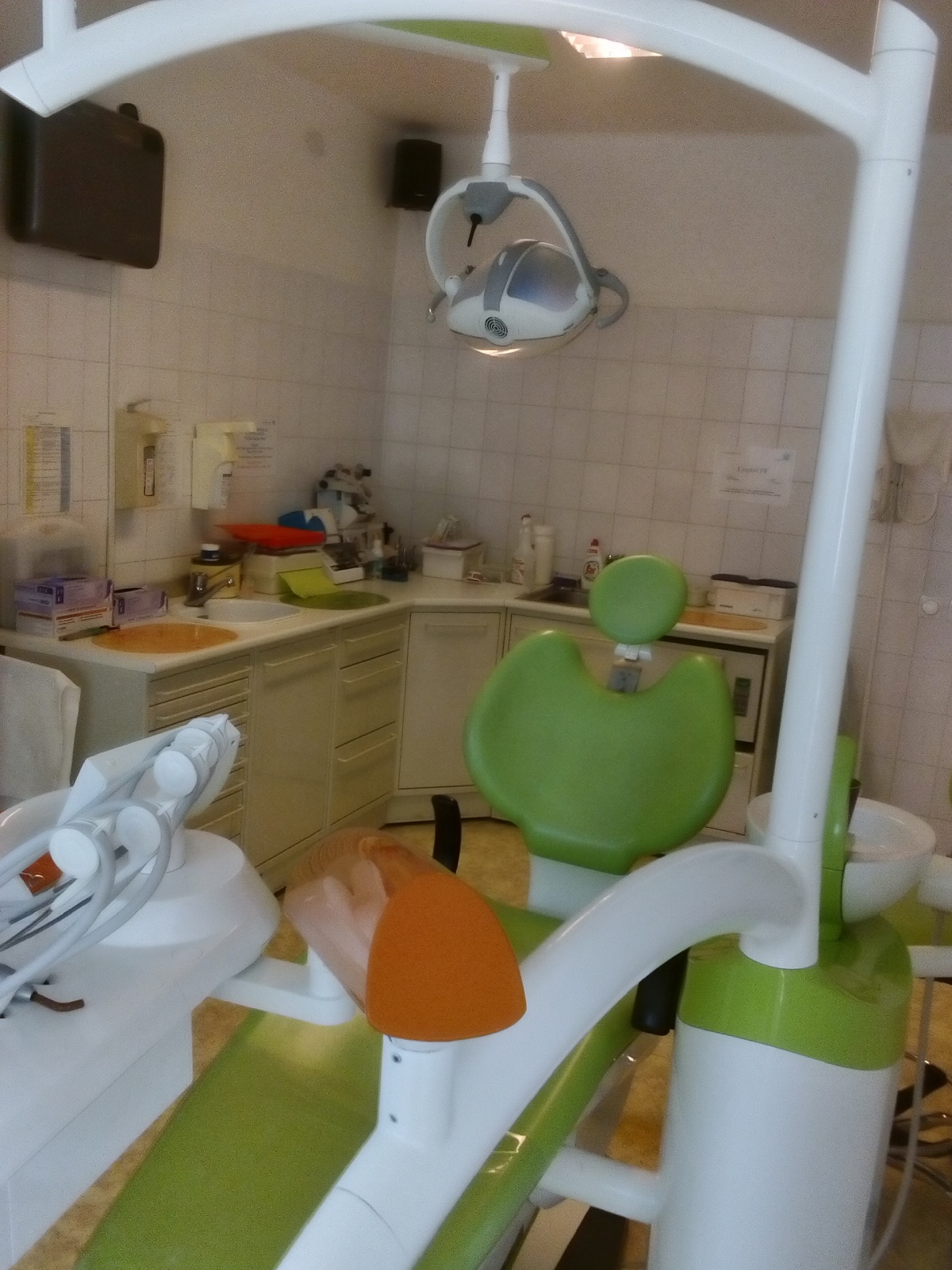 Images Artik Fogászati Centrum Dr. Varga Péter