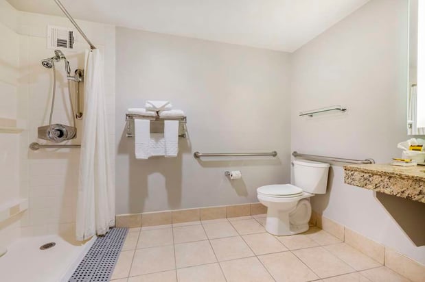 Images Best Western Plus Bayside Inn